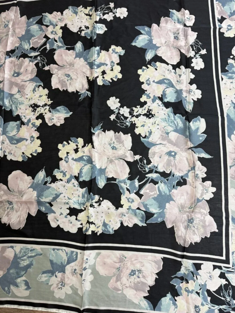 NWOT Large Silk Floral Black & White Scarf  42